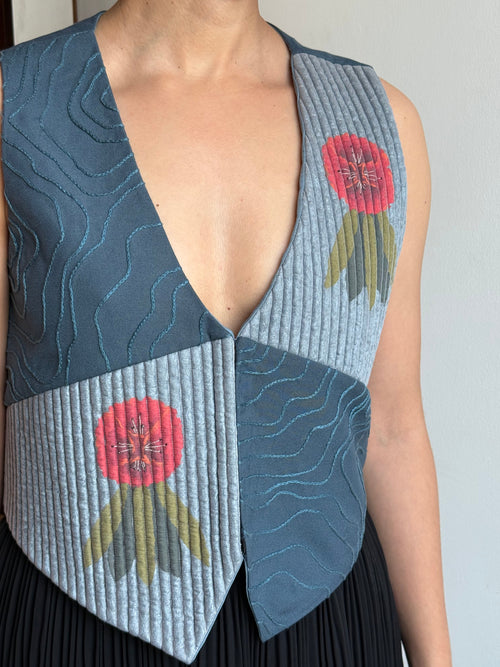 BURANSH BOXY FIT WAISTCOAT| MUNART REDEFINED