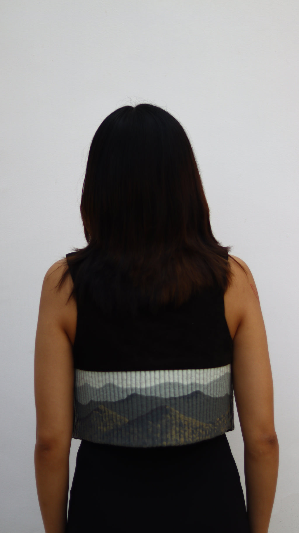 MOUNTAIN BOXY-FIT WAISTCOAT